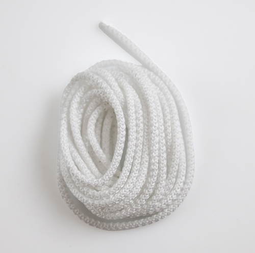 String for Screen mounting in the group Volvo / 140/164 / Body / Window glass/rubber seals / Window glass & rubber seals 164 1969-75 at VP Autoparts Inc. (000300)