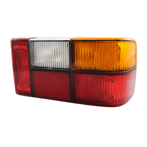 Taillight combination w foghlight 240 RH in the group Volvo / 240/260 / Electrical components / Tail lights / Tail light 240/260 1979-89 at VP Autoparts Inc. (1235201)