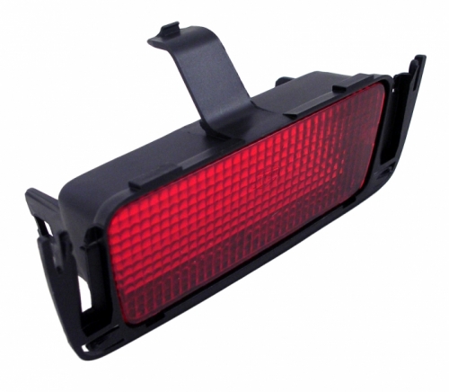 Lens brake light 245 85-89 in the group Volvo / 240/260 / Electrical components / Miscellaneous lights / Brake light rear screen 245/265 -89 at VP Autoparts Inc. (1369744)