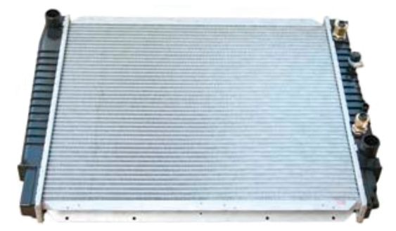 Radiator 240/740/900 in the group Volvo / 740/760/780 / Cooling system / Cooling system 700 B200/B230/B204/B234 at VP Autoparts Inc. (1378590)