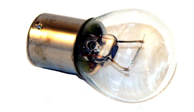 Bulb 6V 18w in the group Volvo / Amazon/122 / Electrical components / Rear lights / Rear light Amazon B16/B18 1957-62 at VP Autoparts Inc. (191188)