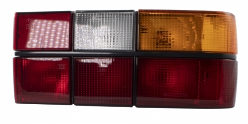 Taillight 740 83-89 black RH in the group Volvo / 740/760/780 / Electrical components / Tail lights / Tail light 740/760 -1989 at VP Autoparts Inc. (3518917)
