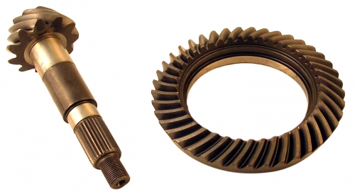 Ring & pinion M27 4.88:1 39x8 teeth in the group Volvo / 1800 / Transmission/rear suspension / Rear axle / Diff and pinion seals Spicer at VP Autoparts Inc. (661519)