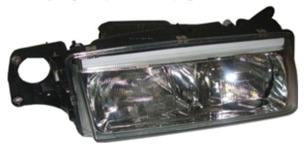 Head light 960 95-/S/V90 92- RH in the group Volvo / 940/960 / Electrical components / Front lights / Headlight 960 95- with turn signal at VP Autoparts Inc. (9126609)
