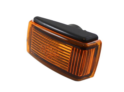 Side marker 200/700/900/850 in the group Volvo / 850 / Electrical components / Turn signal / Turn signal front/side 850 alt 2 at VP Autoparts Inc. (9133609-1)