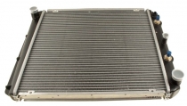 Radiator 240/740 73- automatic gear box