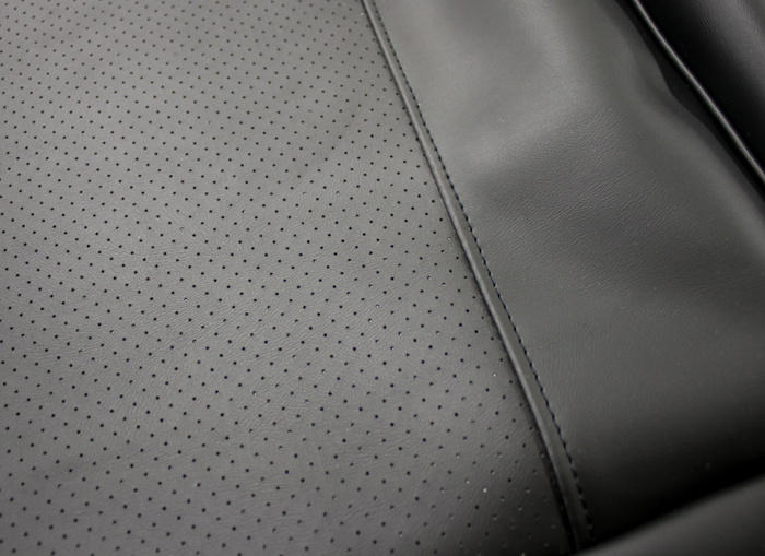 Cover Front seat 544/210 62-68 black