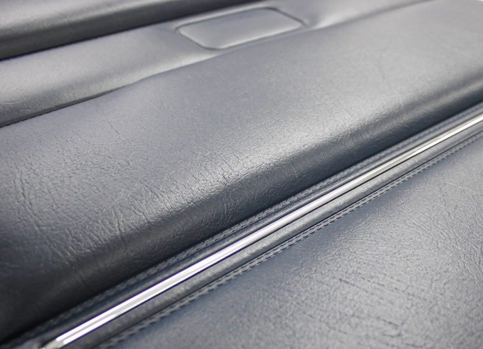 Door panels rear 244/245 78- blue Univer