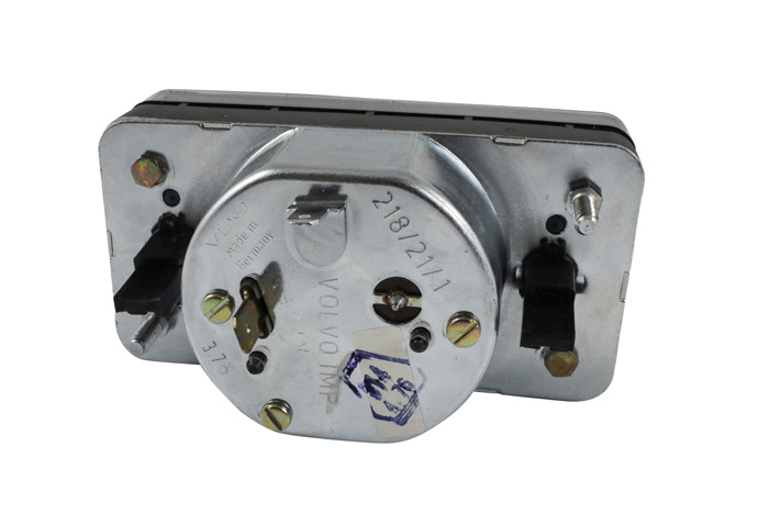 Clock Dash top 240 75-84