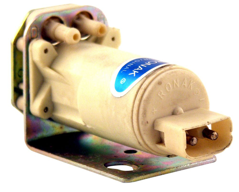 Windshield Washer pump 140/164/240 74-