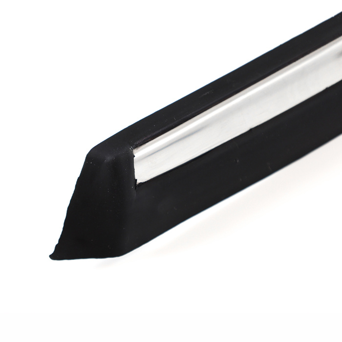 Trim molding Bumper 240 Chrome RHF
