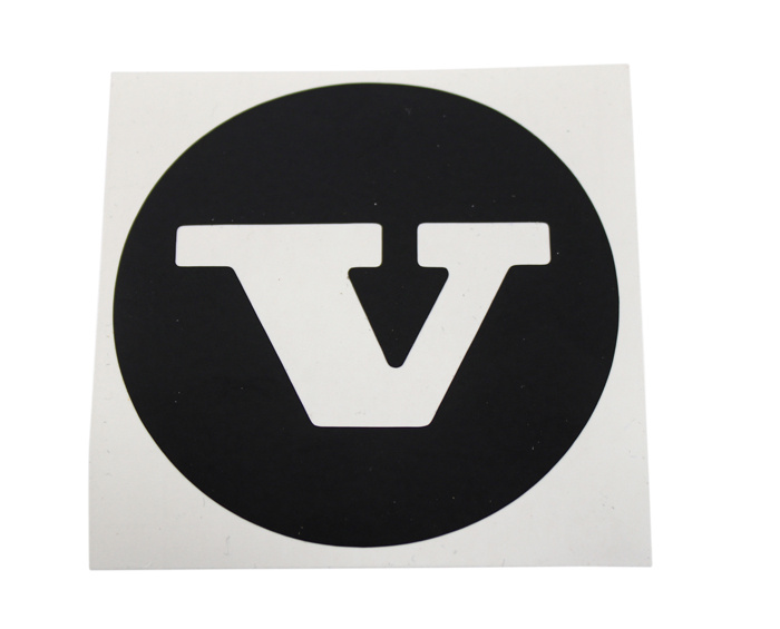 Decal black V hub cap 670437
