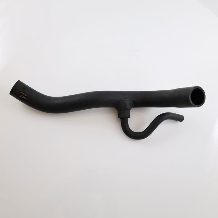 Radiator hose 700/900 lower 87- turbo/AC