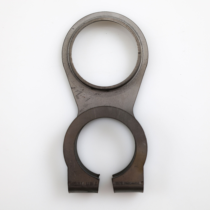 Tailpipe suspension clamp 210/Amazo  B18