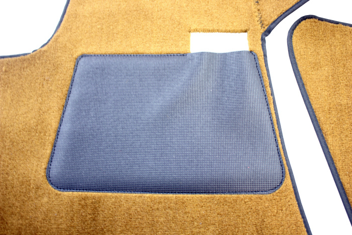 Carpet kit 140 1967-71 column gear. Brow