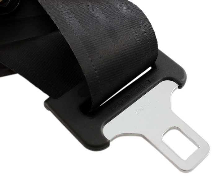 Seat belt 240 5d R.H. rear