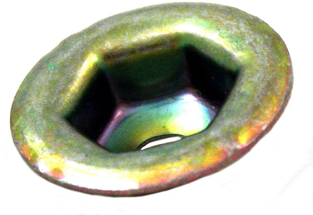 Nut clip 4mm