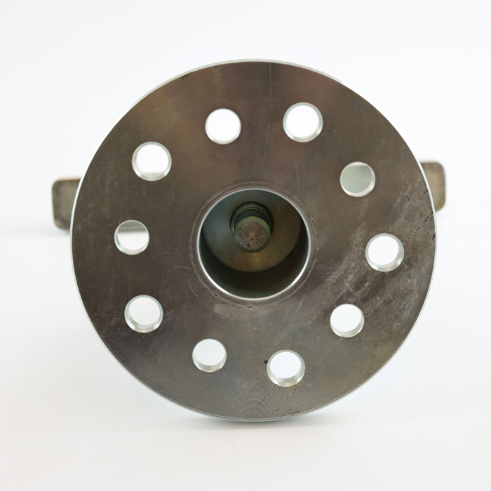 Brake drum puller rear